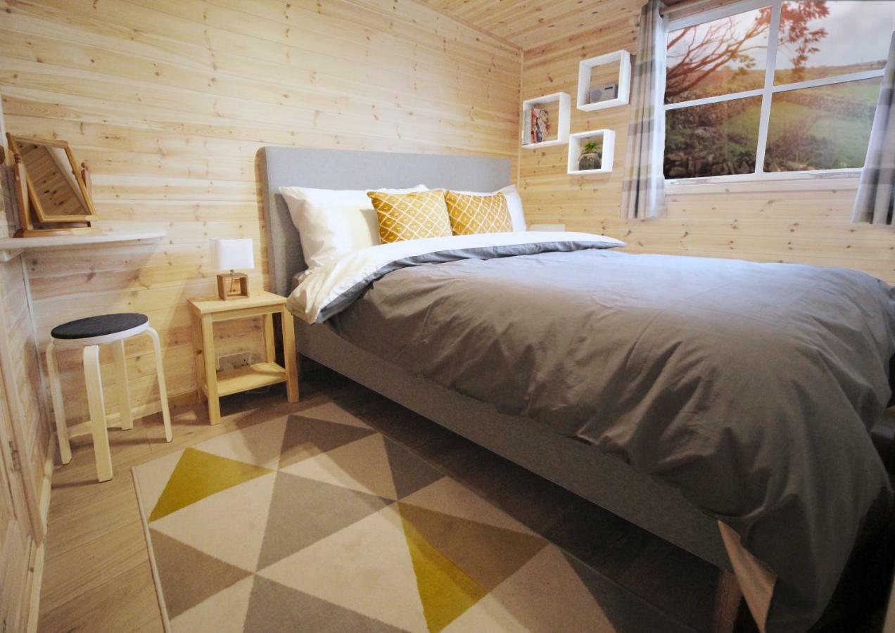 Scandi Cabin On A Hill, With Stunning Panoramic Views Ludgvan ภายนอก รูปภาพ